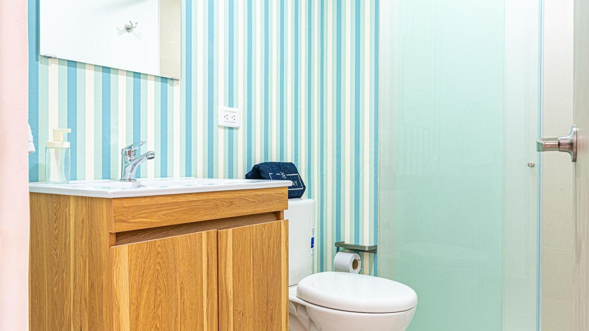 Apartamento Lujoso - 2 Mins Aeropuerto